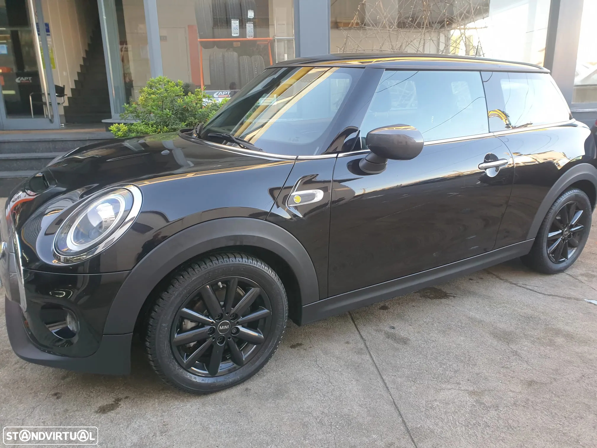 MINI 3 Portas Cooper SE - 21
