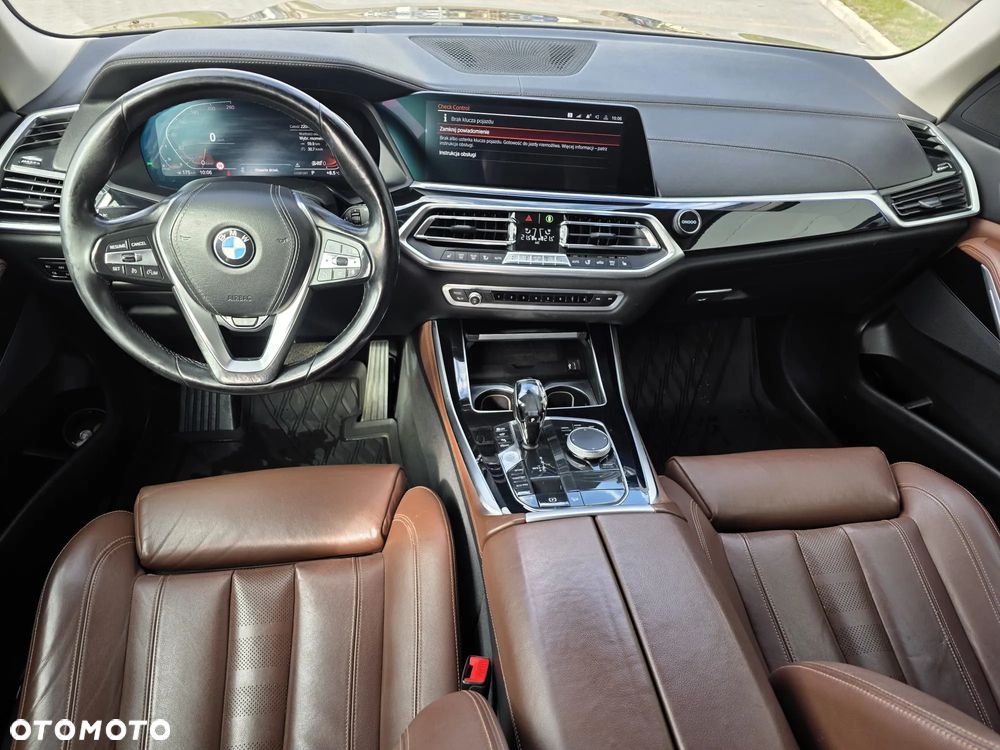 BMW X5 xDrive30d xLine - 24