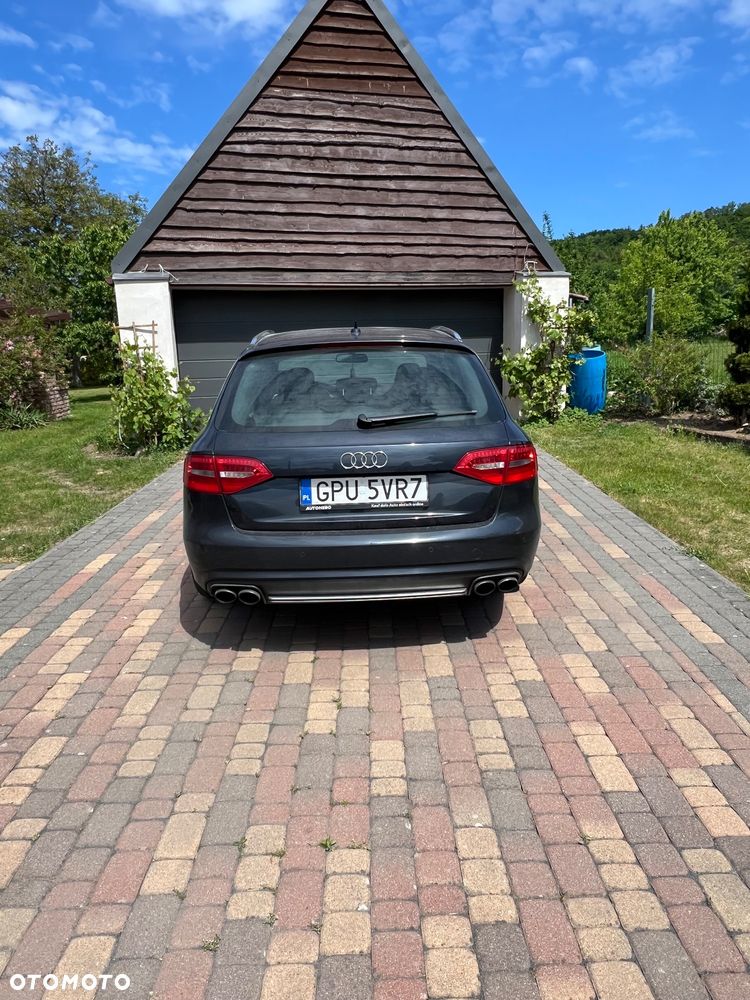 Audi A4 Avant - 5