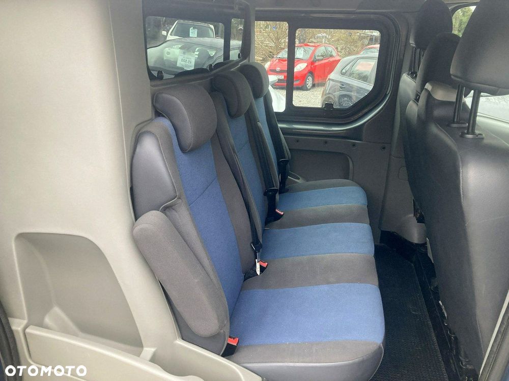 Renault Trafic - 13