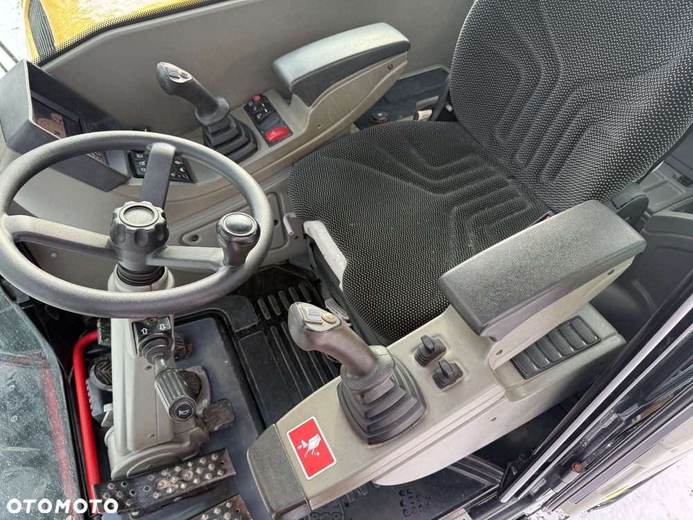 Yanmar Koparka kołowa B95W - 37