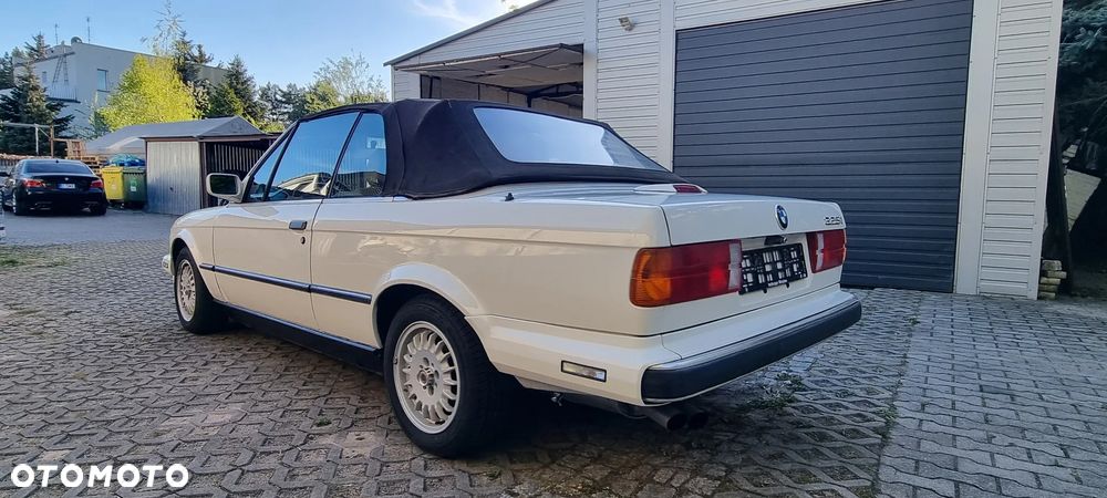BMW Seria 3 325i - 3