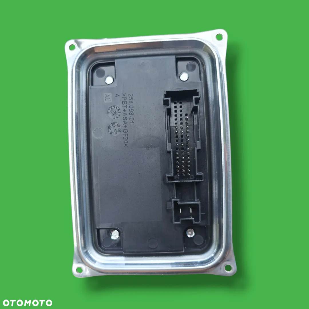 PRZETWORNICA MODUŁ STEROWNIK LED MERCEDES CLA III A174 W174 a1749016004 - 2
