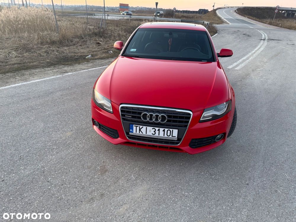 Audi A4 Limousine - 4
