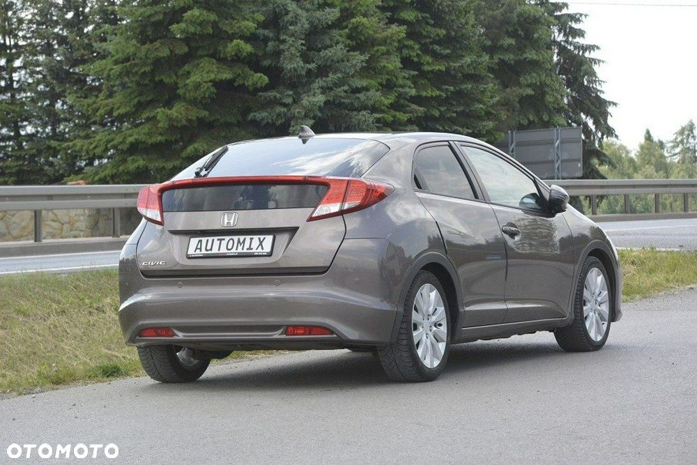 Honda Civic 1.8i-VTEC i-SHIFT Executive - 9