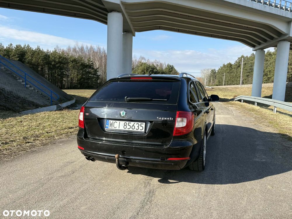 Skoda Superb 2.0 TDI Elegance - 7