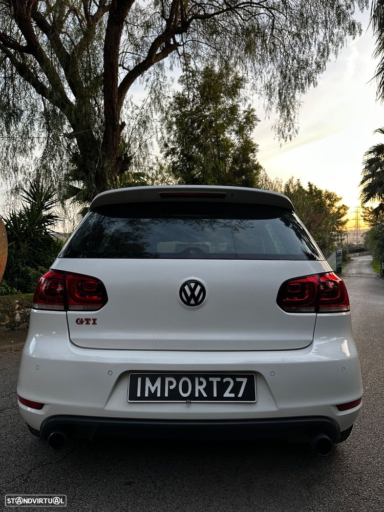 VW Golf 2.0 GTI DSG - 8