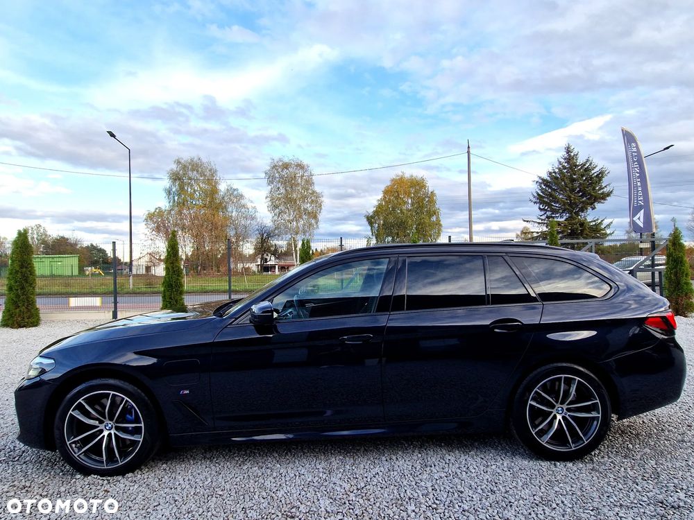 BMW Seria 5 530e xDrive M Sport sport - 32
