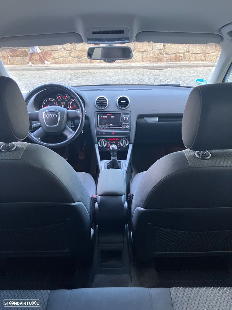 Audi A3 1.4 TFSI Ambiente - 11