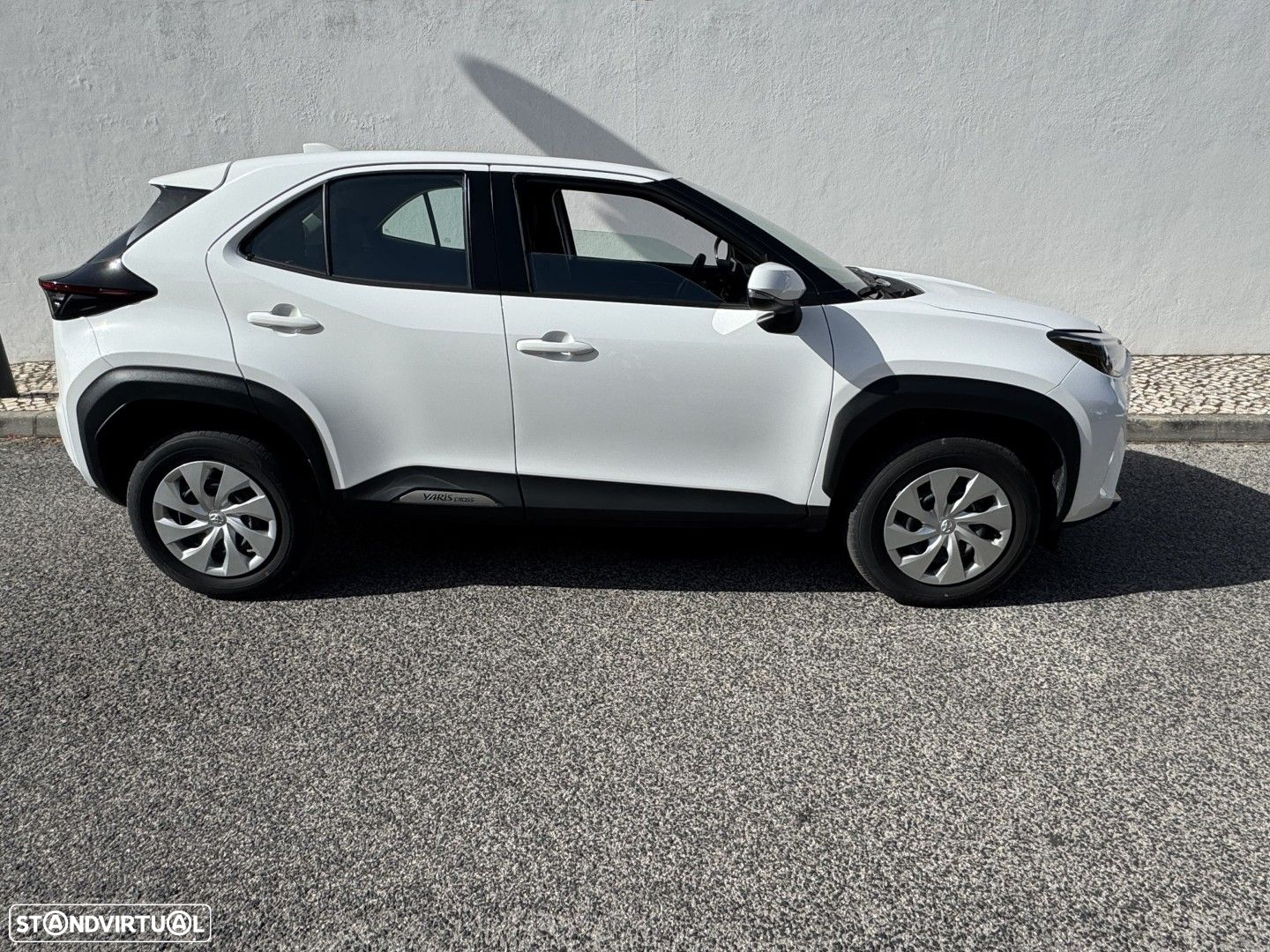 Toyota Yaris Cross 1.5 HDF Comfort Plus - 3