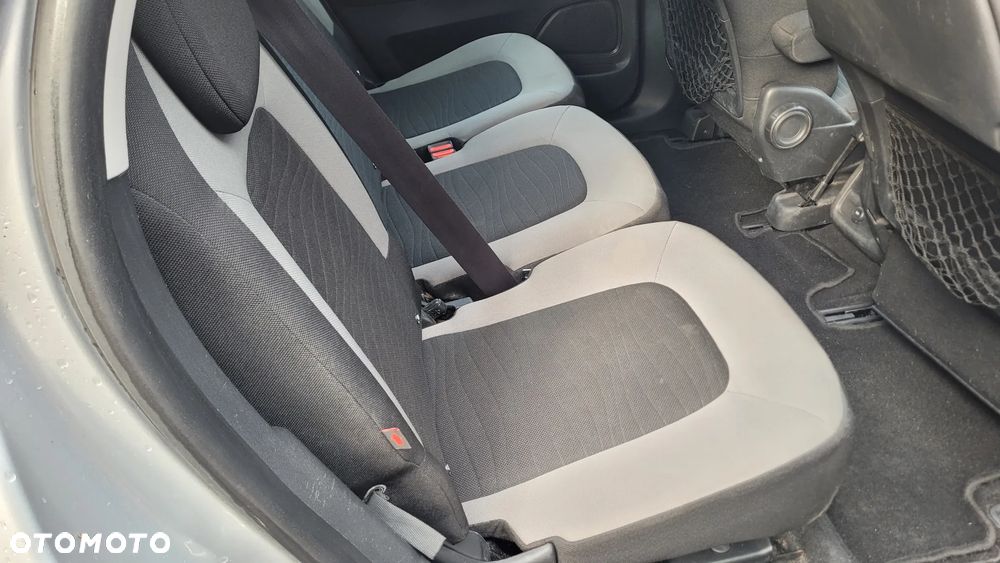Citroën C4 Picasso e-HDi 115 Exclusive - 21