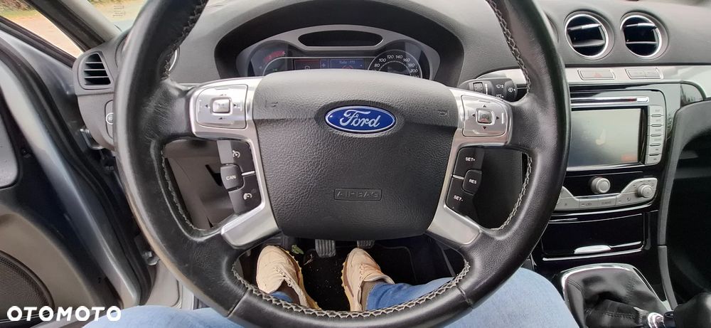 Ford S-Max 2.0 TDCi DPF Titanium - 25
