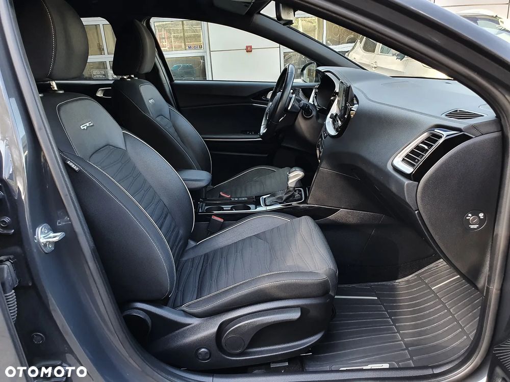 Kia Ceed 1.5 T-GDI GT-Line DCT - 9