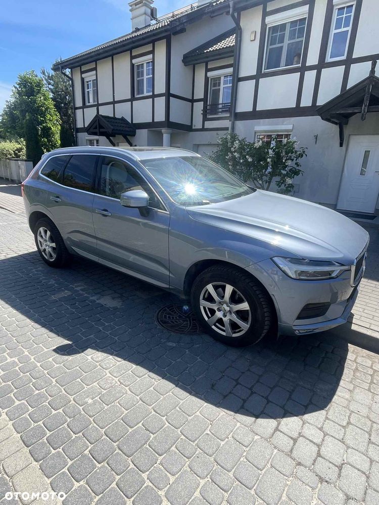 Volvo XC 60 D5 AWD Momentum - 3