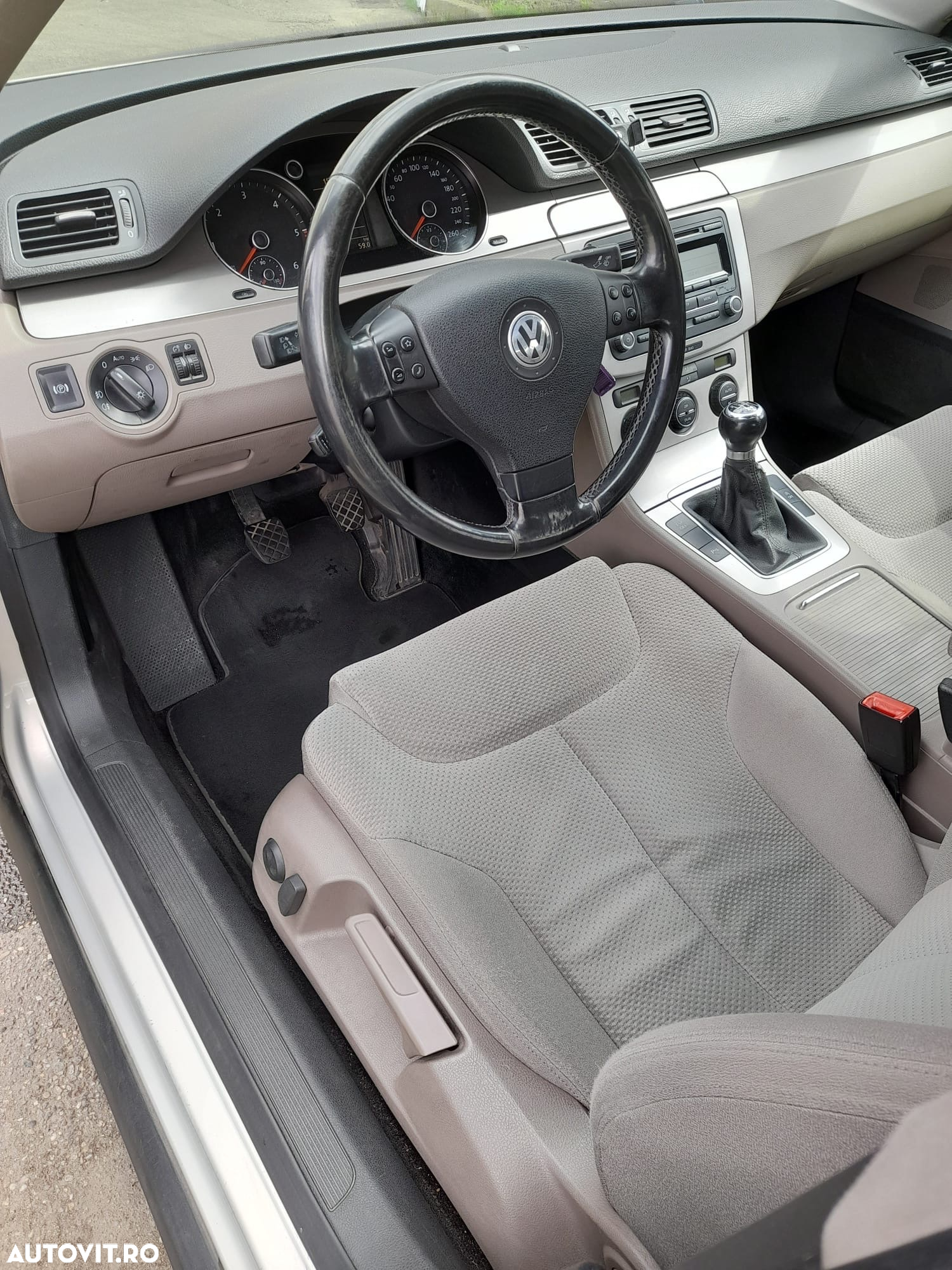 Volkswagen Passat - 3