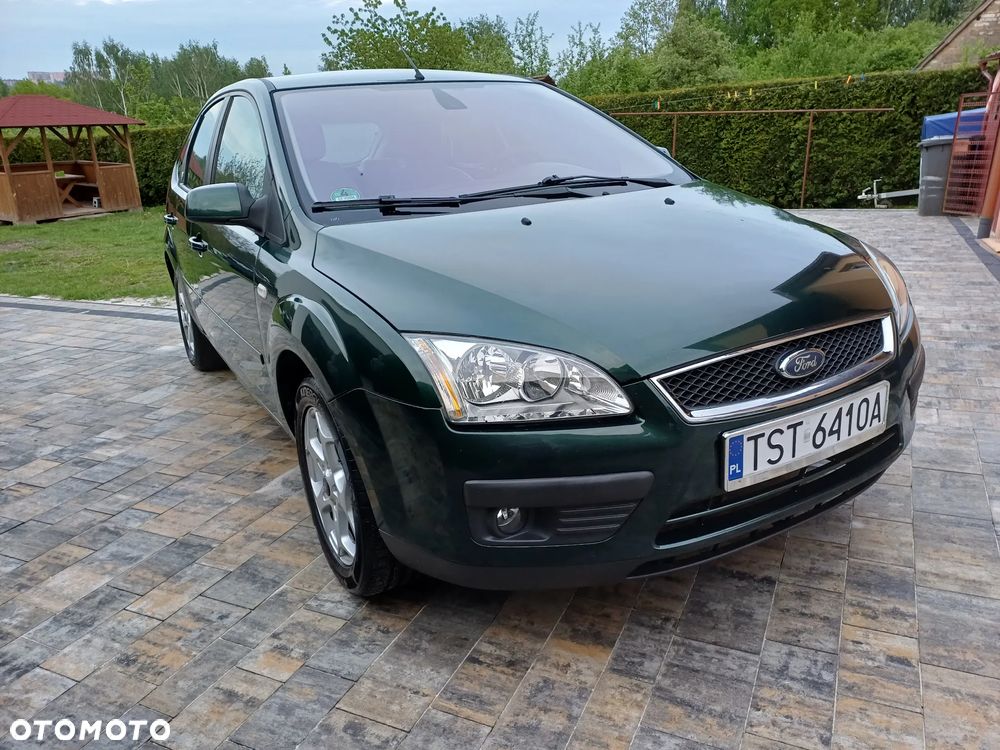 Ford Focus 1.6 Ti-VCT Ghia - 32