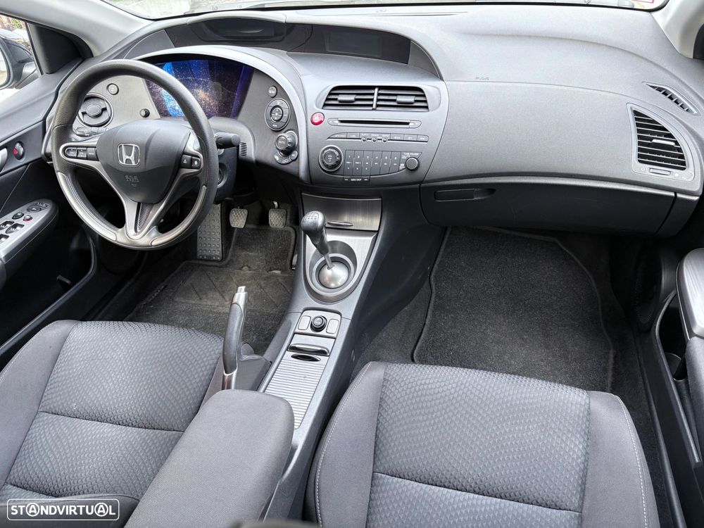 Honda Civic 1.4 i-VTEC Sport - 26