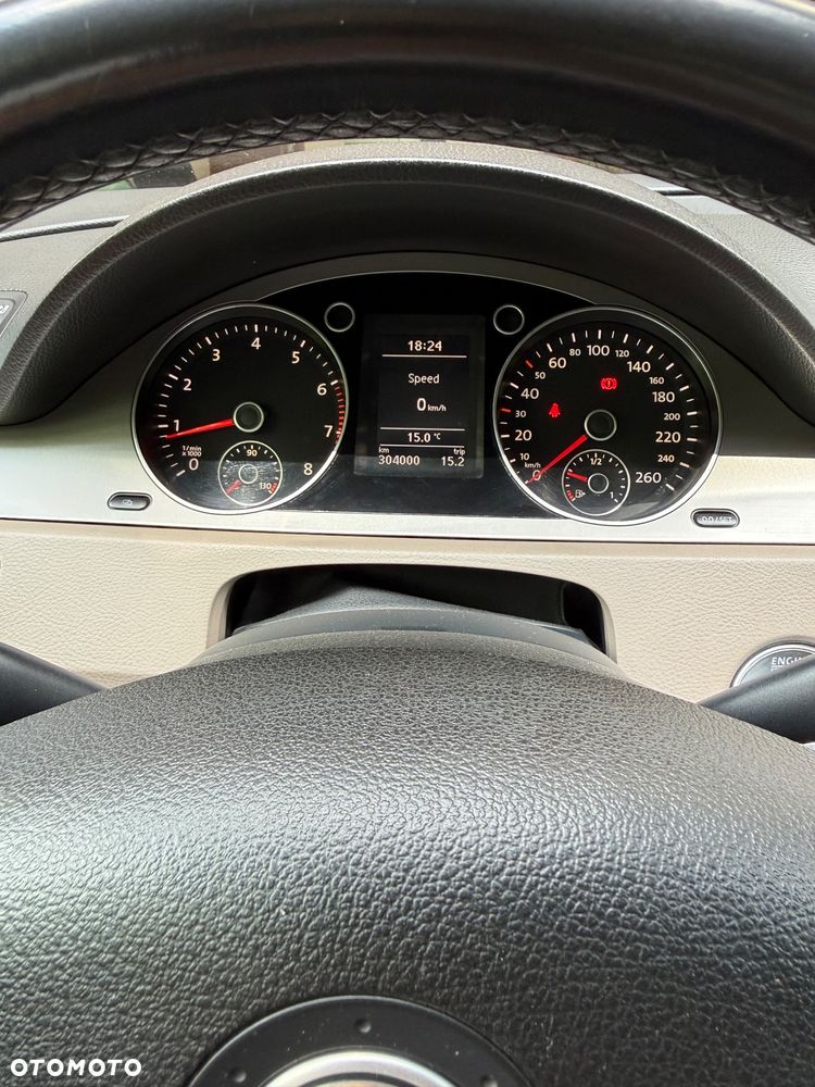 Volkswagen Passat 1.8 TSI Comfortline - 11