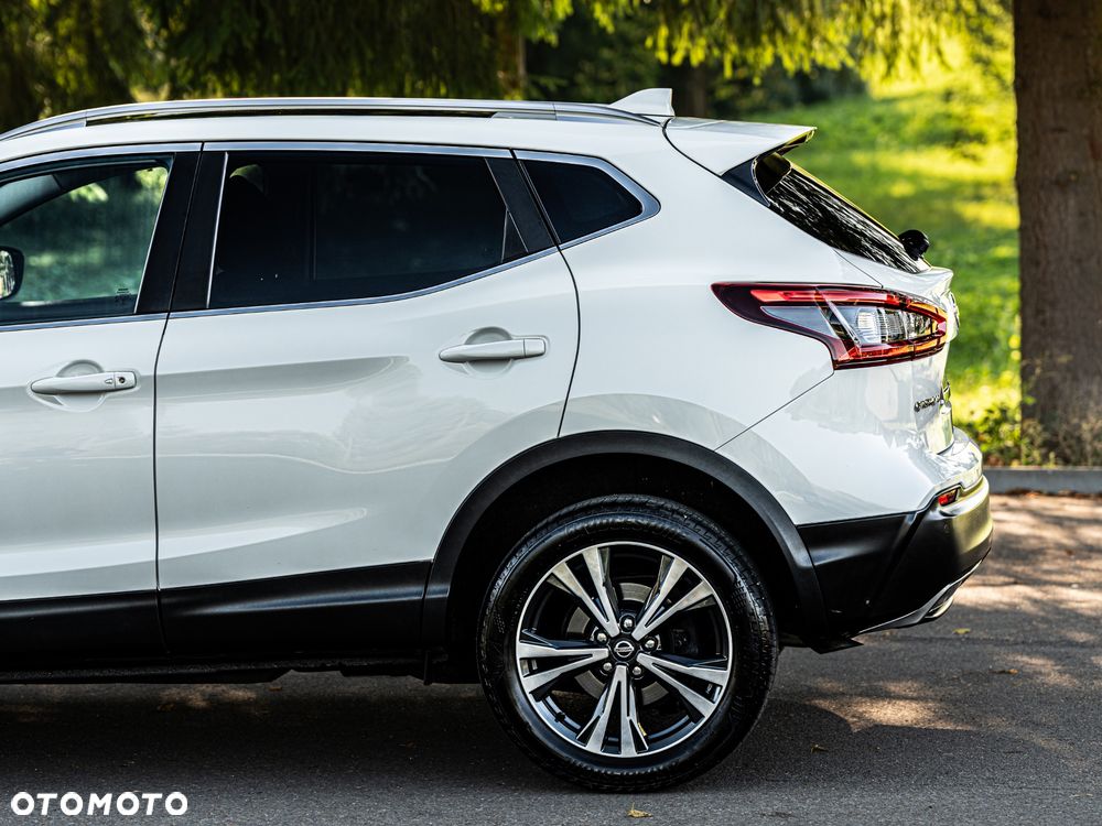 Nissan Qashqai 1.6 DIG-T N-Connecta - 9