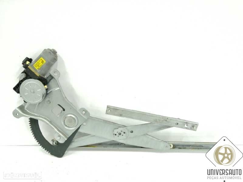 ELEVADOR DE VIDRO FRONTAL DIREITO CHEVROLET AVEO / KALOS FASTBACK 2012 - 4