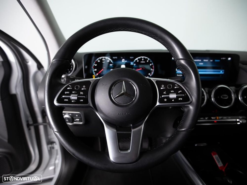 Mercedes-Benz GLA 250 8G-DCT Progressive - 19