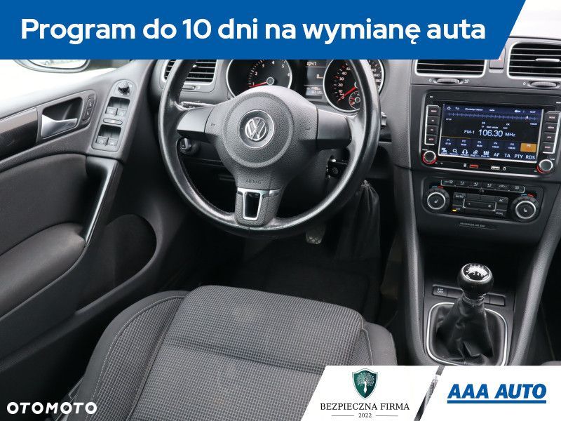 Volkswagen Golf - 9
