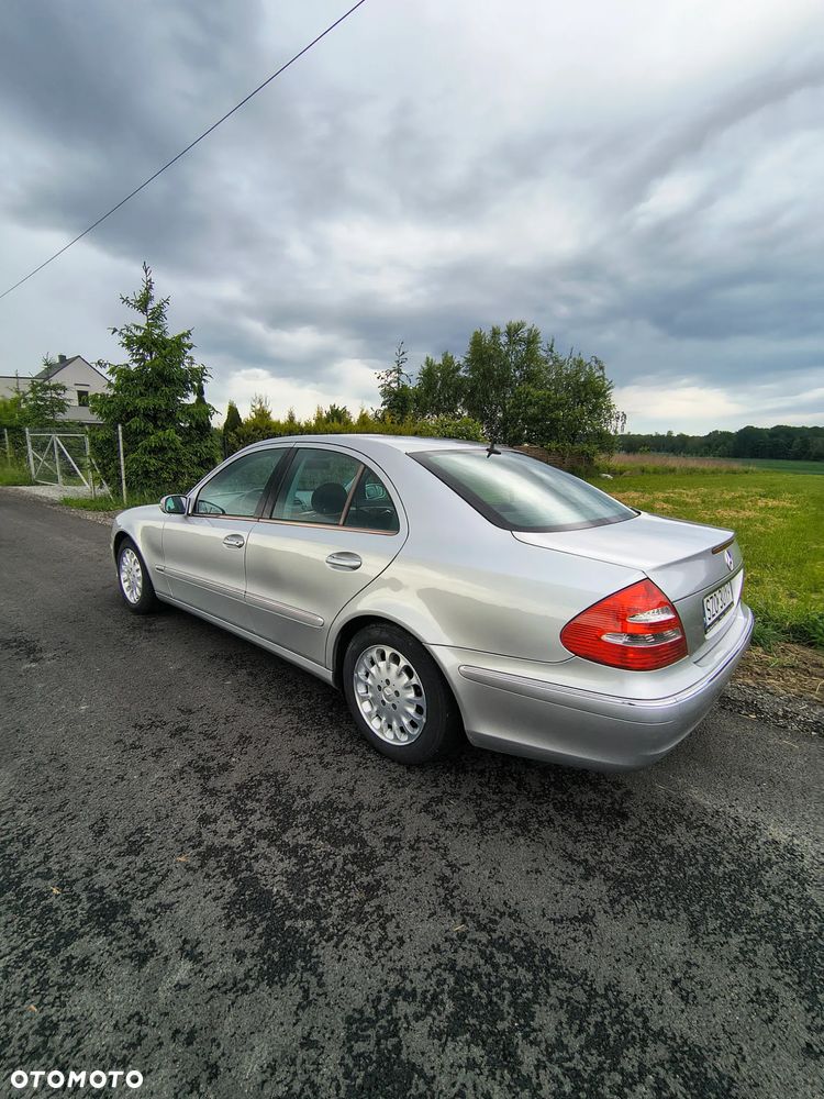 Mercedes-Benz Klasa E - 7