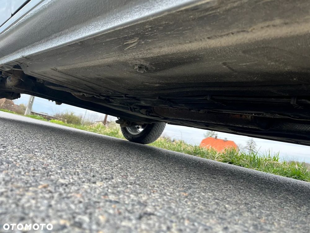 Renault Kangoo 1.6 16V Privilege Plus Euro5 - 15