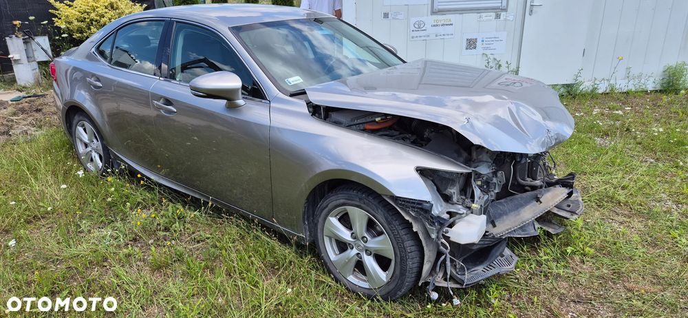 Lexus IS 300h Comfort EU6 - 2