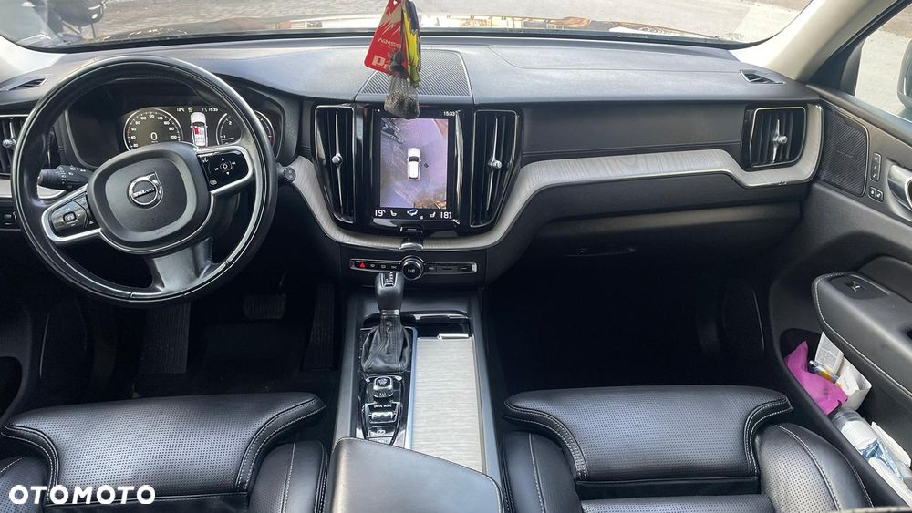 Volvo XC 60 ver-d4-scr-awd-inscription - 12