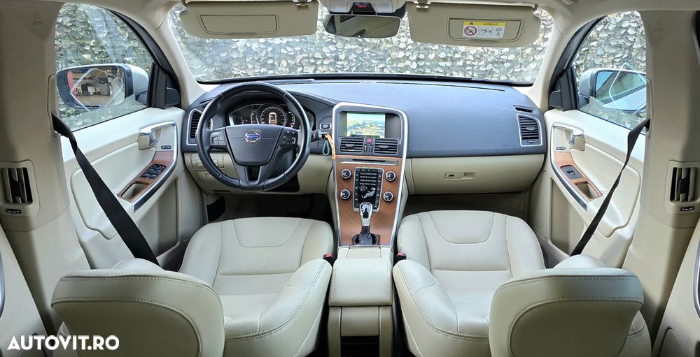 Volvo XC 60 D4 AWD Geartronic Kinetic - 13