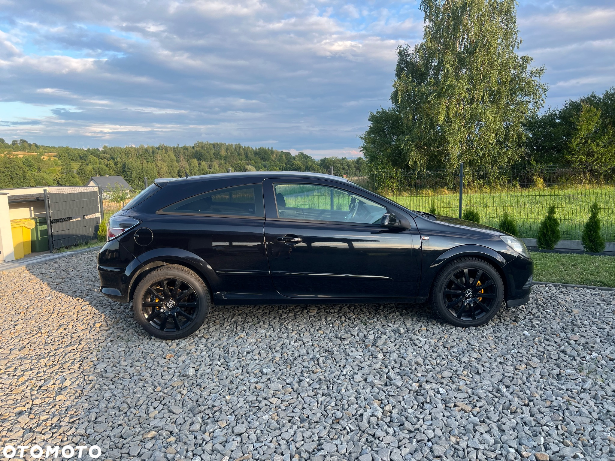 Opel Astra III GTC 1.6 Enjoy - 2