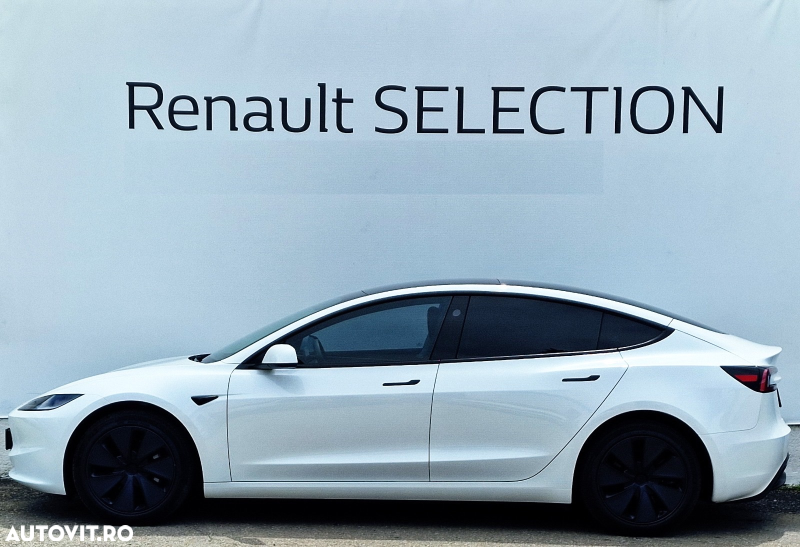 Tesla Model 3 Long Range - 2