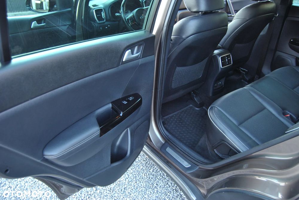 Kia Sportage 1.6 T-GDI GT Line 4WD - 29