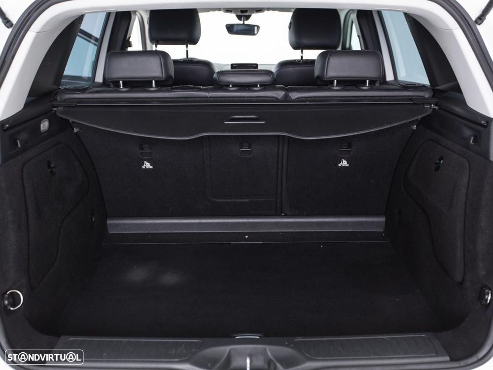 Mercedes-Benz B 180 - 13