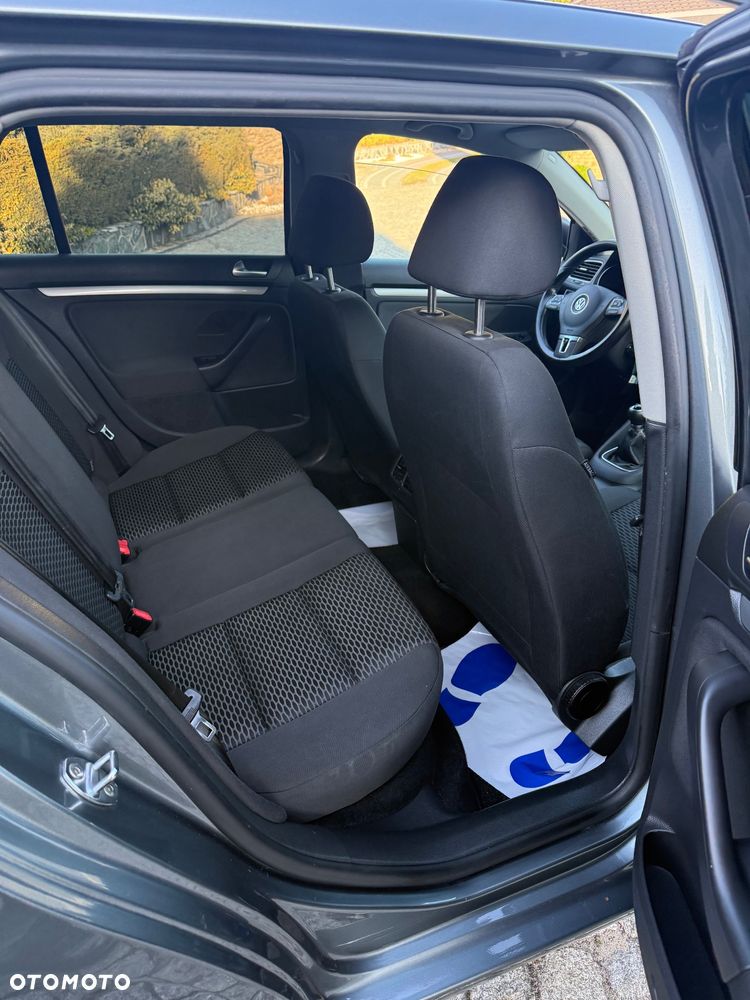 Volkswagen Golf 1.6 TDI Comfortline - 17