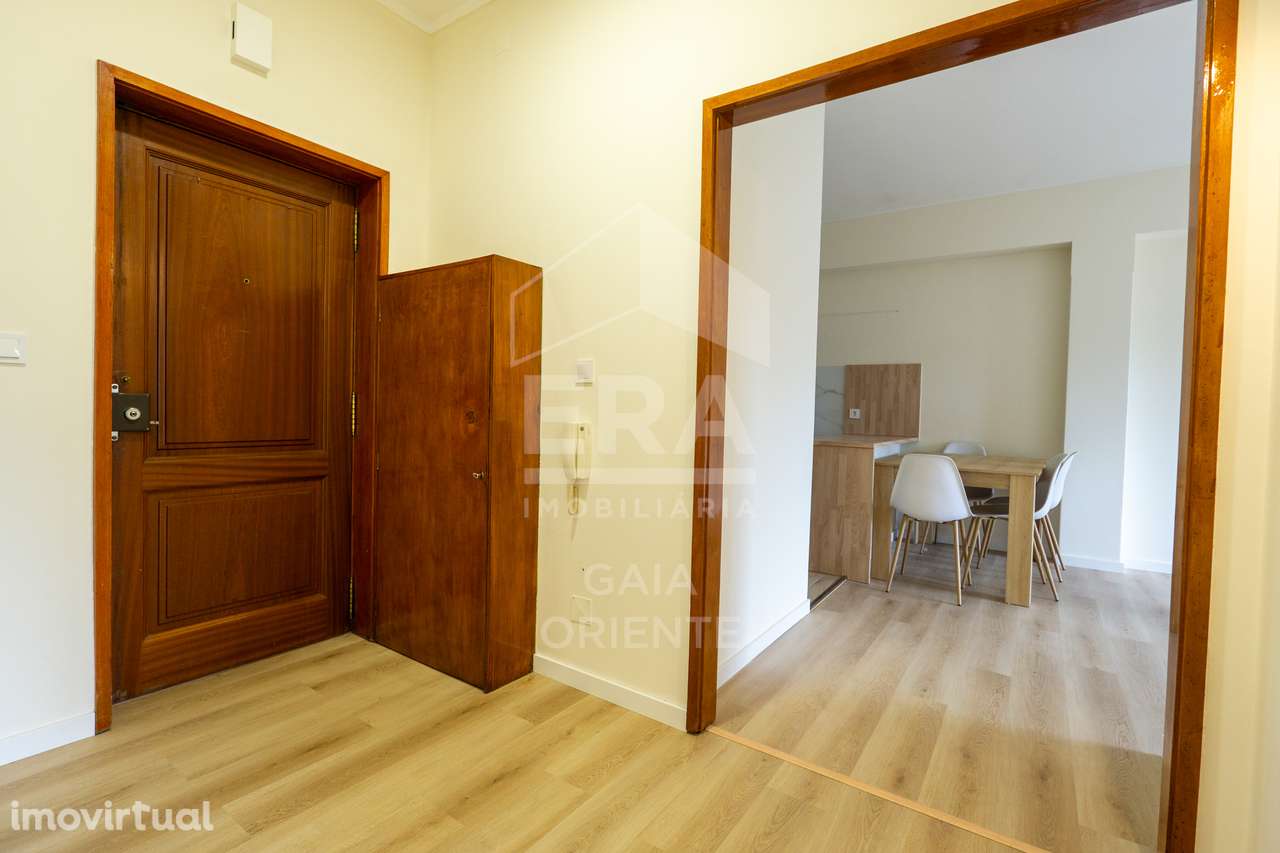 T2 renovado em Mafamude junto ao Metro - Grande imagem: 4/18