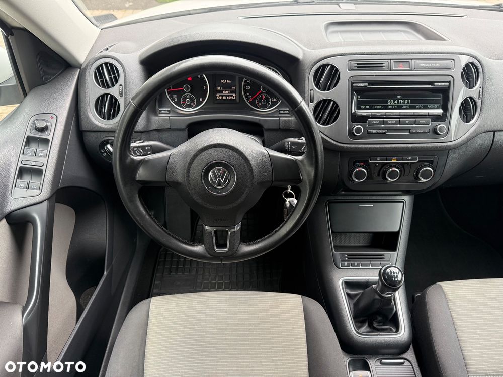 Volkswagen Tiguan - 25