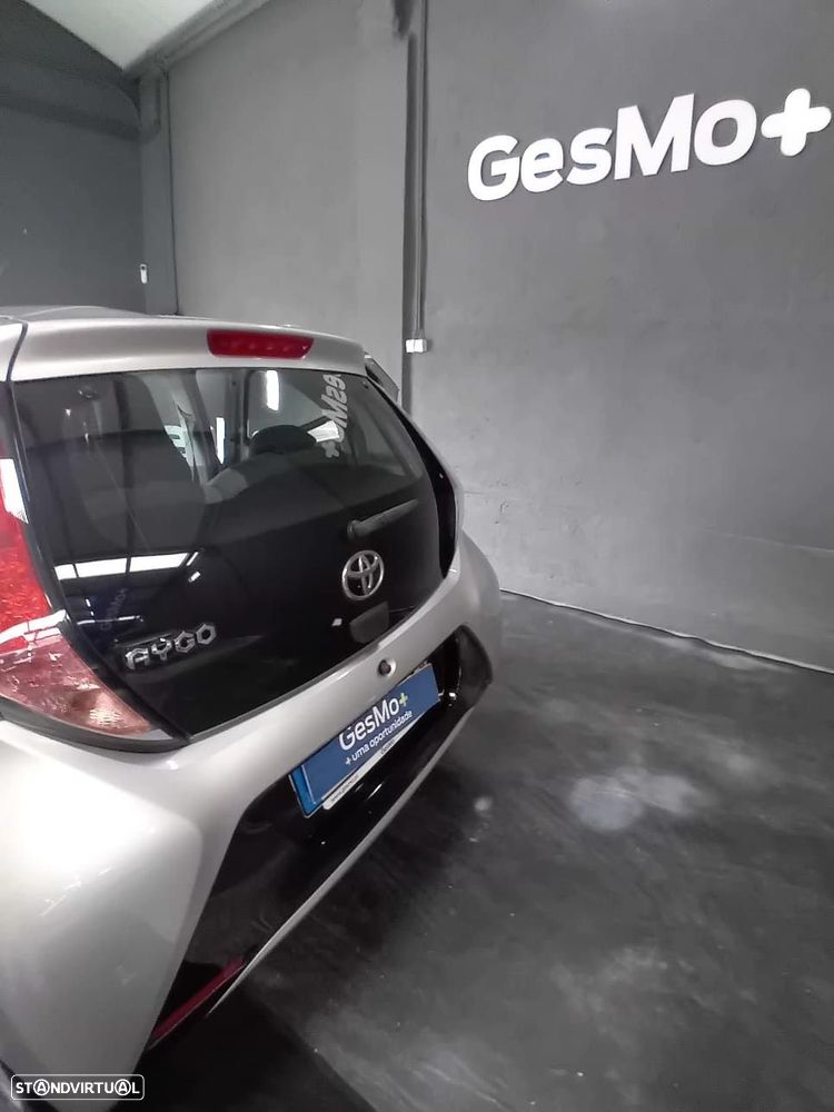 Toyota Aygo 1.0 X-Play+AC - 14