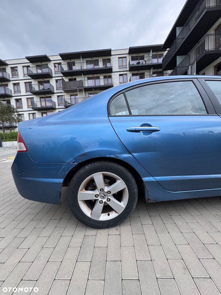 Honda Civic 1.8 Comfort - 7
