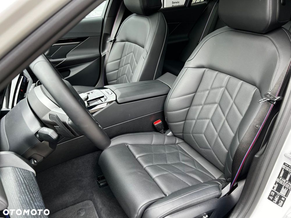 BMW Seria 5 - 12