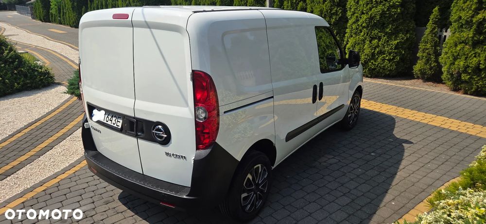 Opel Combo - 28