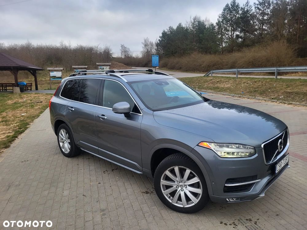 Volvo XC 90 T5 AWD Geartronic Momentum - 2