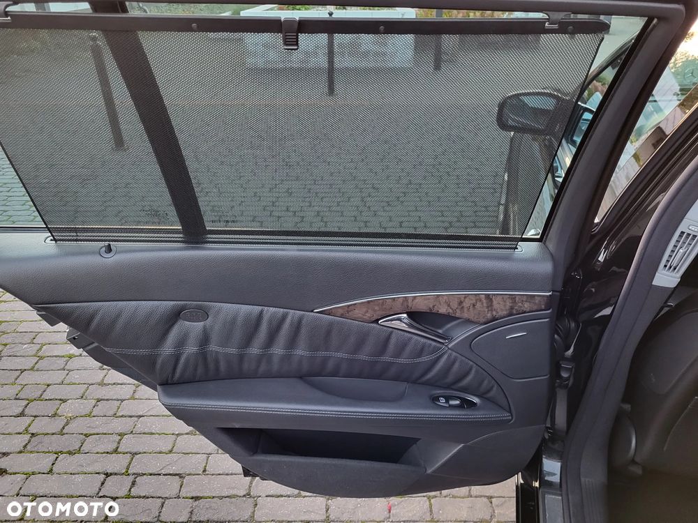 Mercedes-Benz Klasa E 500 T Avantgarde - 37