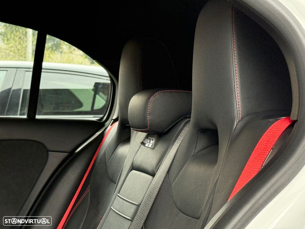 Mercedes-Benz A 45 AMG S 4Matic+ - 27