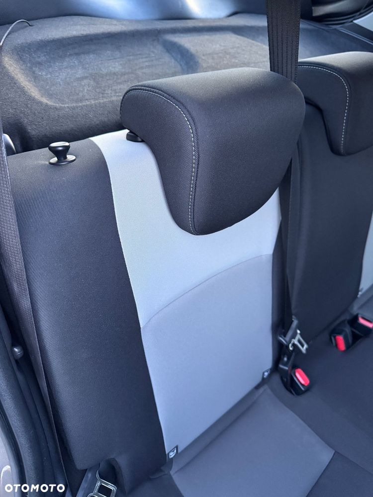 Toyota Yaris 1.5 Premium - 12