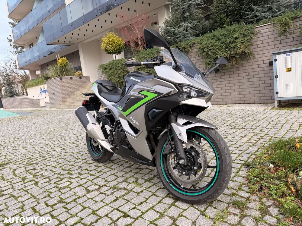 Kawasaki Ninja 500 - 2