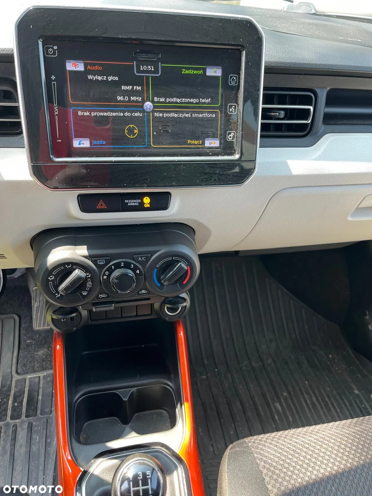 Suzuki Ignis - 12