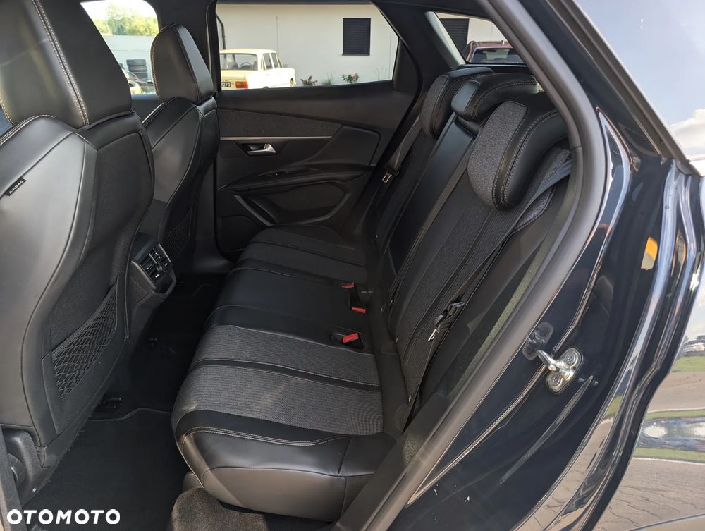 Peugeot 3008 2.0 BlueHDi GT S&S EAT8 - 38
