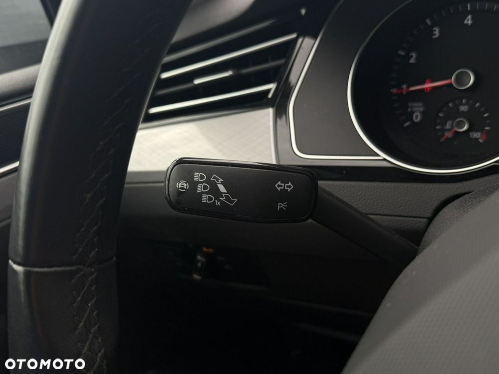 Volkswagen Passat 1.5 TSI EVO Business DSG - 12